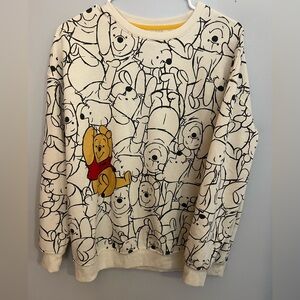 Disney Winnie the Pooh Women's Cream Sweatshirt Size‎ S